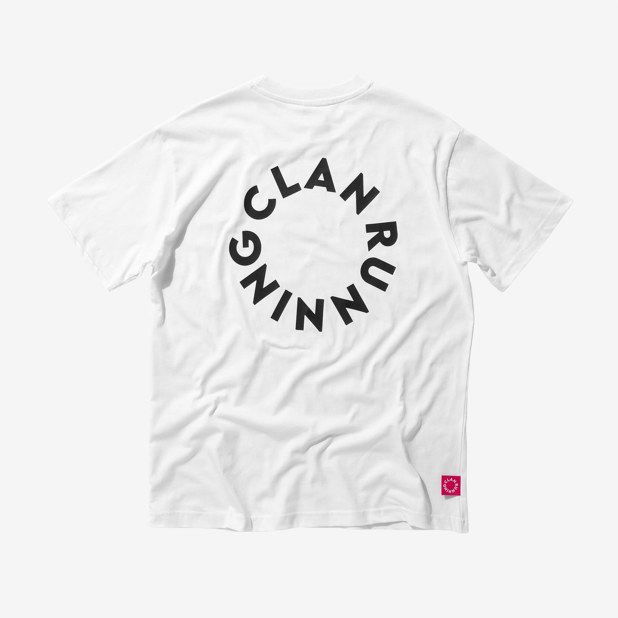 Clan Running white t-shirt - Back view with logo detail
